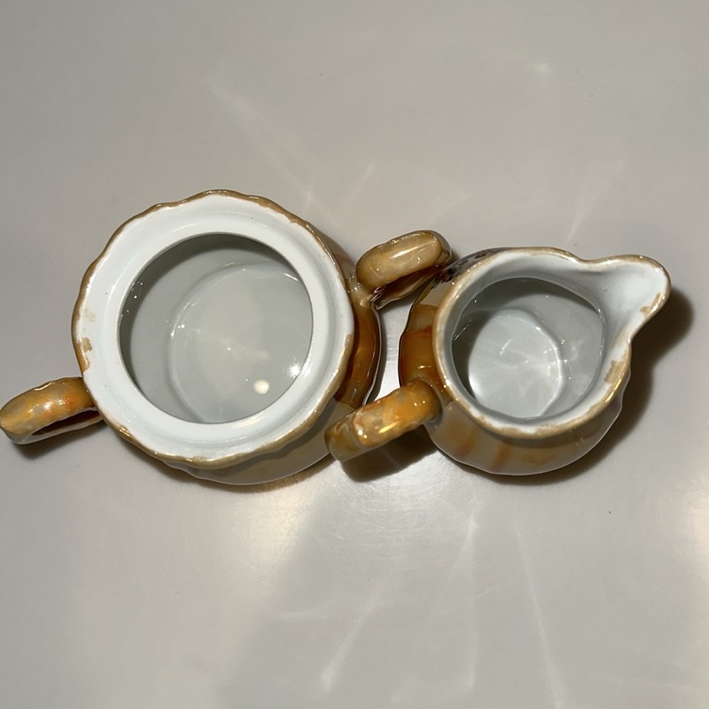 MADE IN JAPAN Gold Lusterware Tea Set - Picture 10 of 12